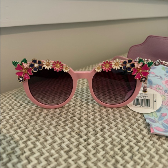 LoveShackFancy Ravi Sunglasses in Peony Pink - Picture 5 of 11